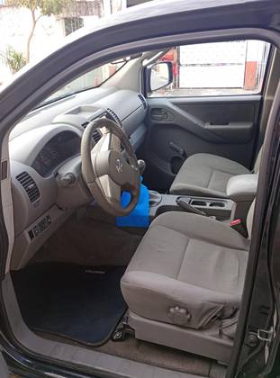NISSAN FRONTIER 2.5 SE 4X2 CD TURBO ELETRONIC DIESEL 4P MANUAL